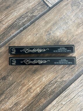 KVD Everlasting Lip Liner X2 vampira
